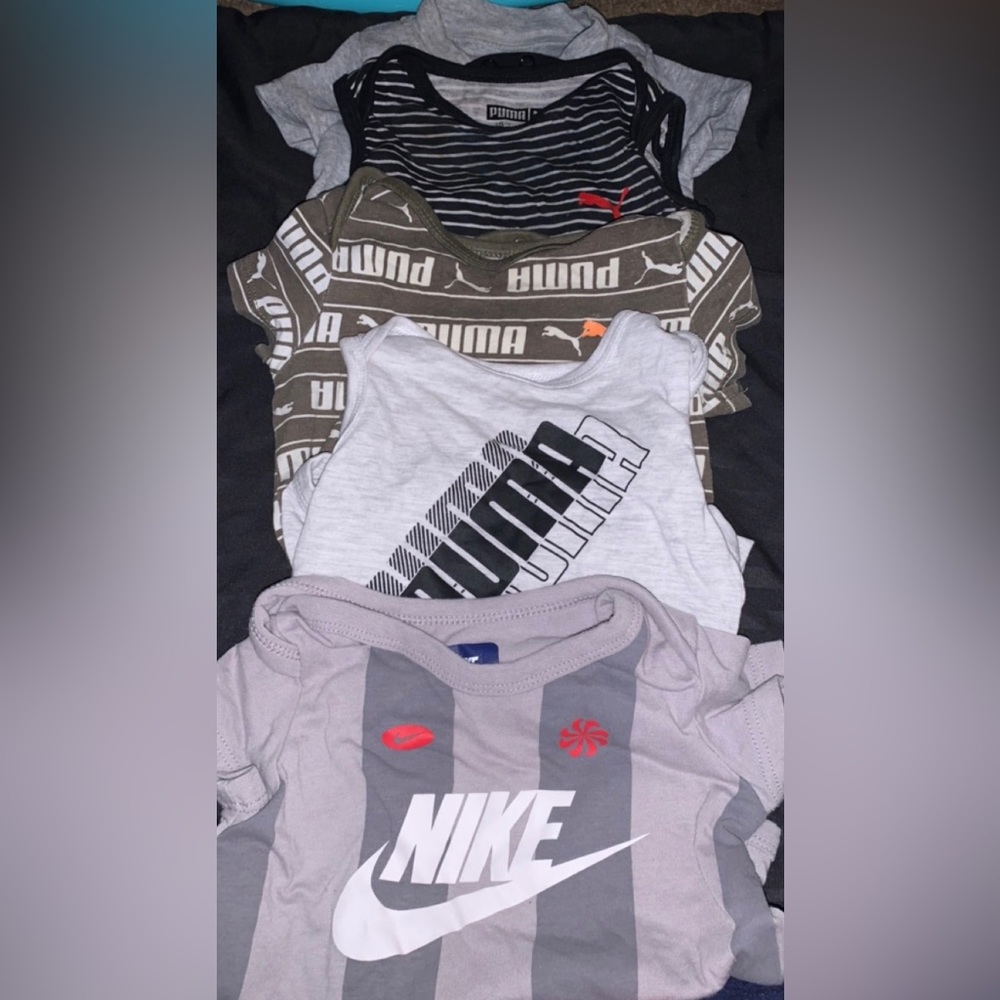 Unisex baby clothes 3-6 months.    Nike and puma